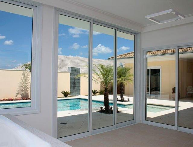 Como escolher as melhores esquadrias de alumínio para a sua casa?